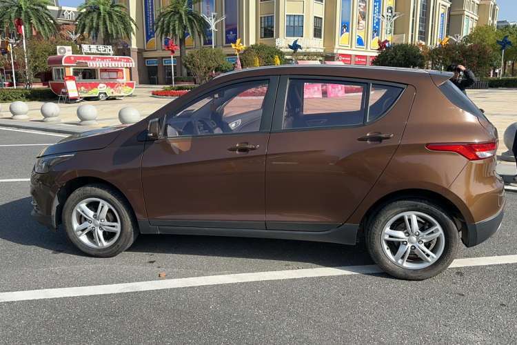 Used FAW Junpai D60 2015 1.5L Manual Tech Version