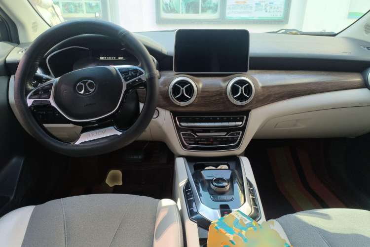 Used BAIC Beijing EU5 2018 R500 Smart Edition
