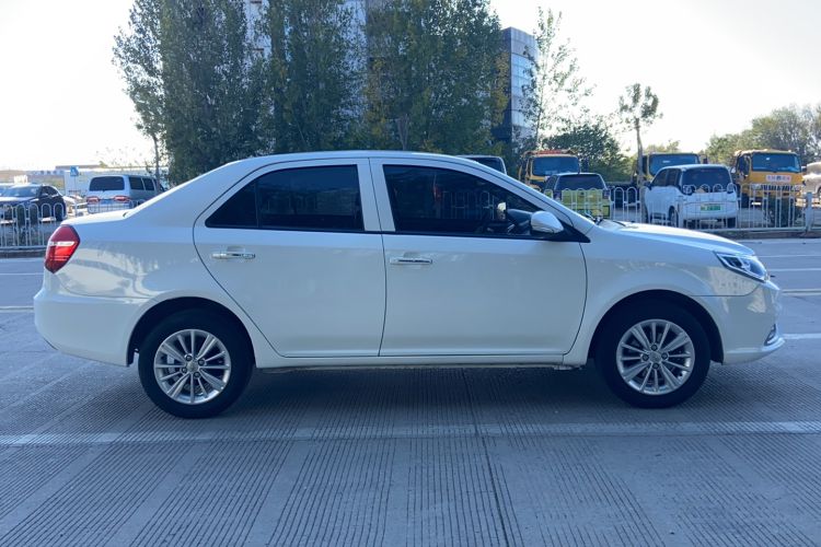 Used Geely Auto Diamond 2016 1.5L Manual Entry-Level Trim

