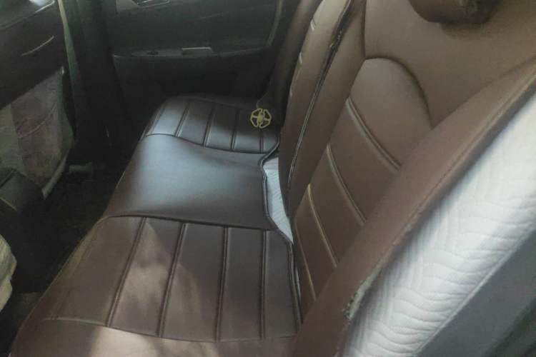 Used Dongfeng Aeolus S30 2011 1.6L Automatic Zunya Model
