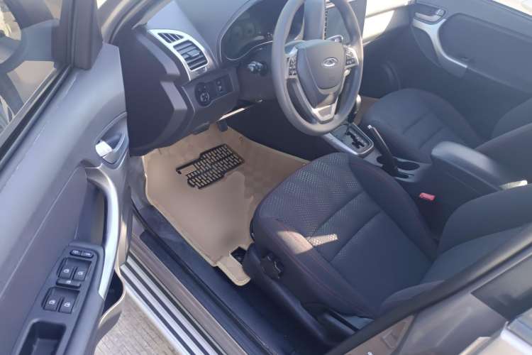 Used Chery Tiggo 3 2015 1.6L CVT Fashion Sport Edition
