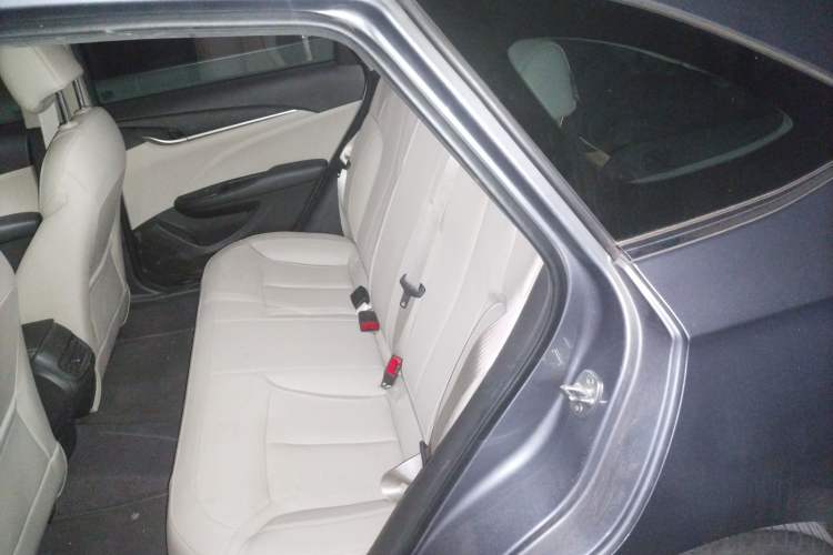 Used Buick Excelle GX 2018 15T Dual-Clutch Elite Model
