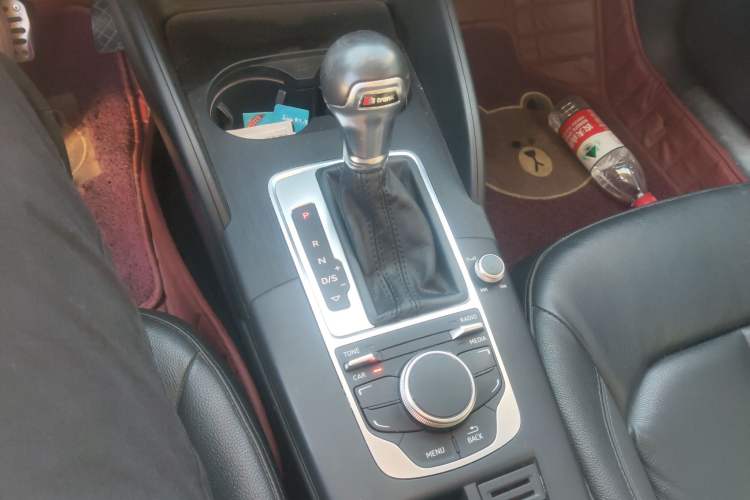 Used Audi A3 2015 Sportback 35 TFSI Millionth Anniversary Comfort Model
