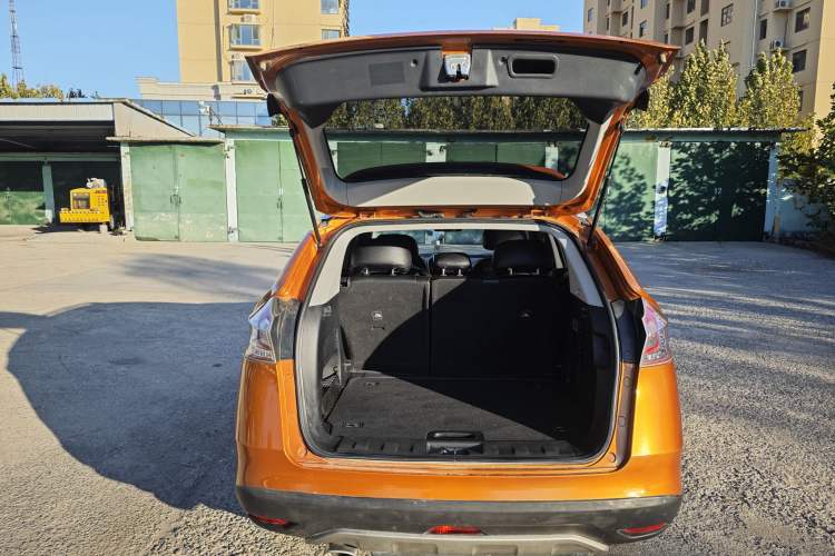 Used Luxgen U6 SUV 2014 1.8T Charm Version
