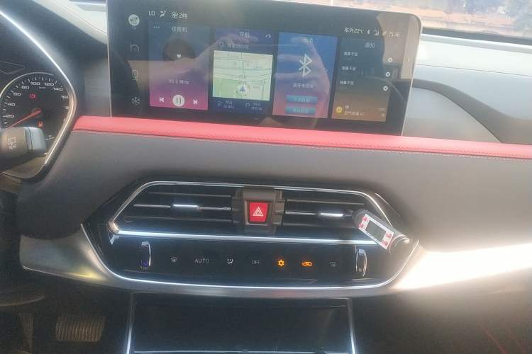 Used SOL X8 2021 300T DCT Prestige Smart Connect Edition 7 Seats