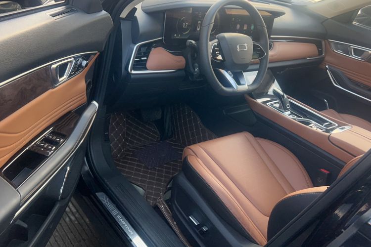 Used Bestune T99 2023 2.0T Automatic Premium (6AT)
