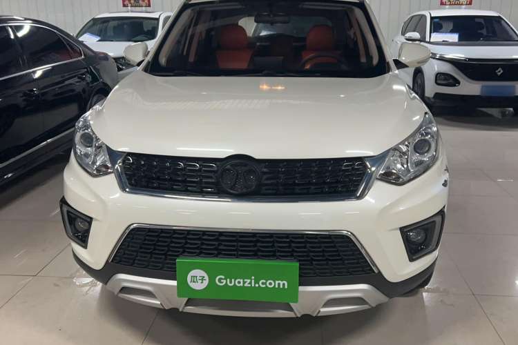 Used BAIC Senova X35 2016 1.5L Manual Luxury Edition
