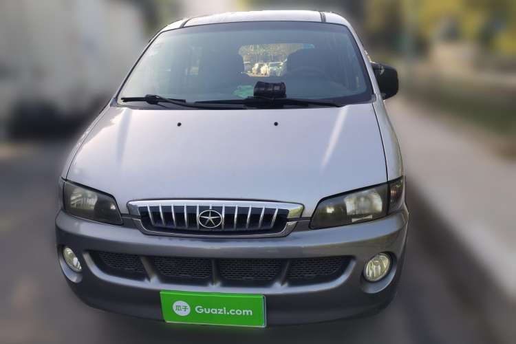 Used JAC Refine 2011 2.0L Shuttle Gasoline Comfort Edition HFC4GA3
