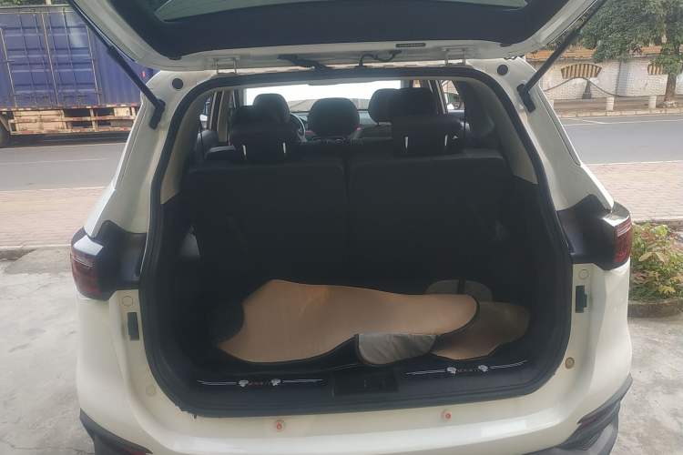 Used SOL X8 2021 300T DCT Prestige Smart Connect Edition 7 Seats