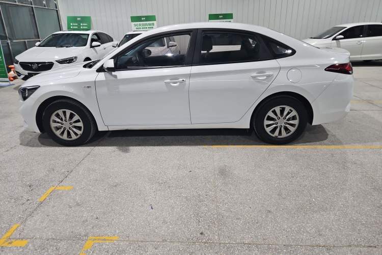 Used Hyundai Celesta 2020 1.6L Automatic GL Enjoyable Edition