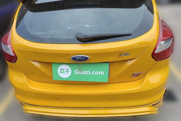 Used Ford Focus 2013 2.0T ST Orange Edition
