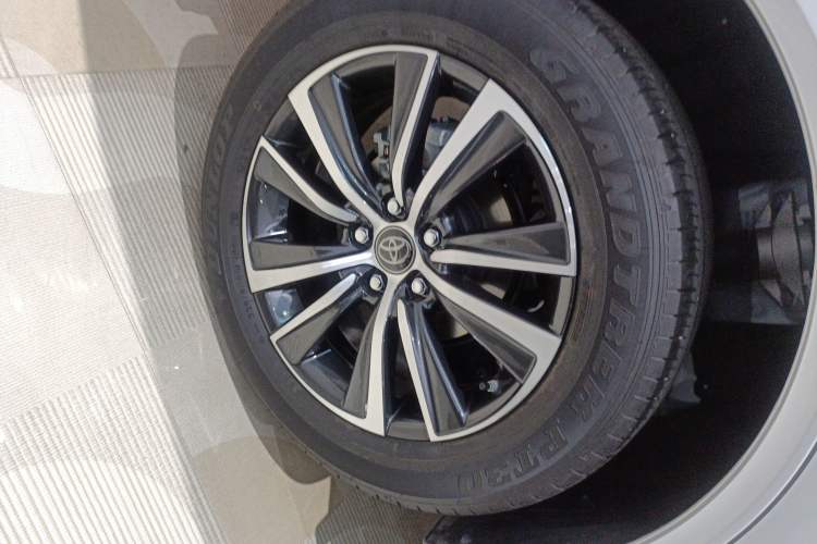 Used Toyota Harrier 2022 Dual-Engine 2.5L CVT Two-Wheel Drive Luxury Edition
