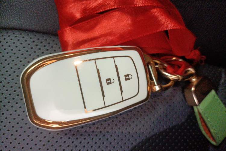 Used Toyota Harrier 2022 Dual-Engine 2.5L CVT Two-Wheel Drive Luxury Edition
