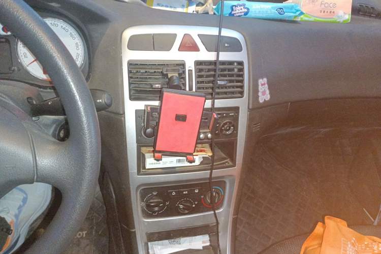 Used Peugeot 307 2011 1.6L Manual CROSS Audio And AC Panel