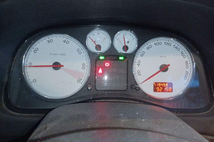 Used Peugeot 307 2011 1.6L Manual CROSS Instrument Cluster