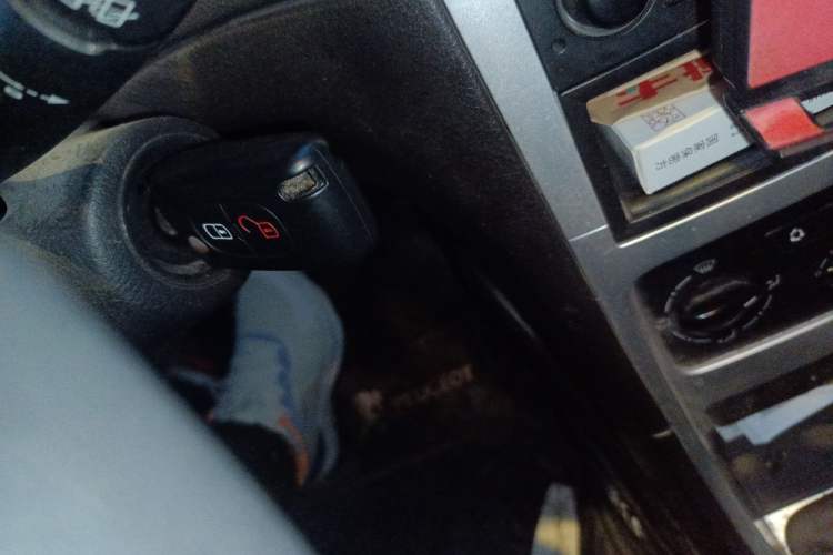 Used Peugeot 307 2011 1.6L Manual CROSS Vehicle Key