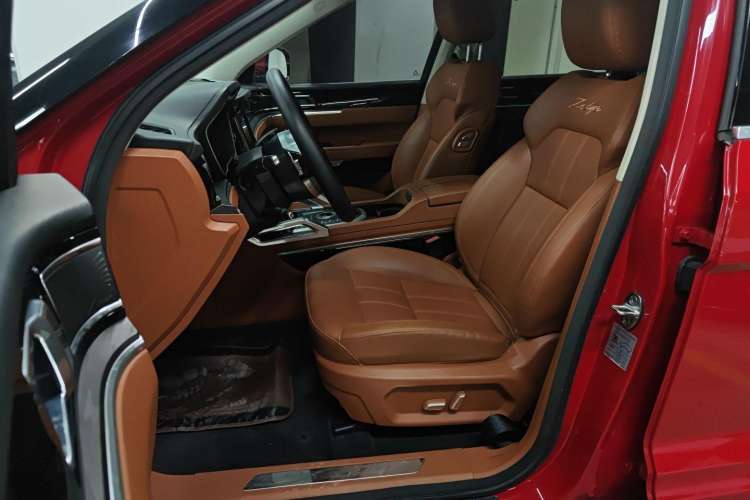 Used Zotye T700 2017 1.8T Dual-Clutch Prestige Model
