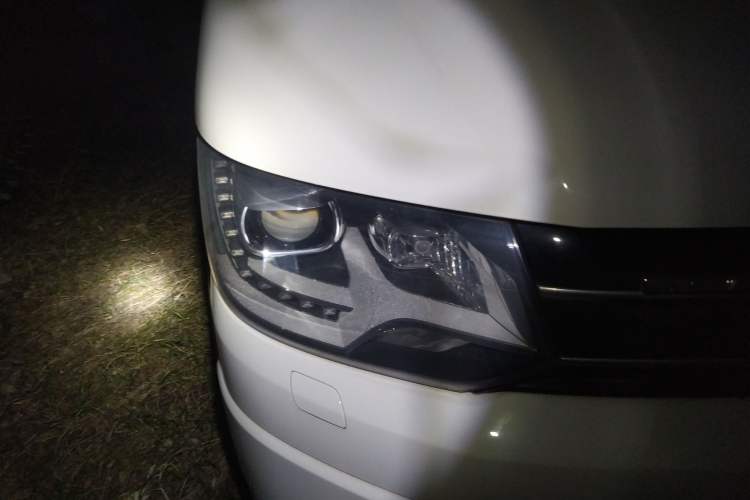 Used Volkswagen Multivan 2012 2.0 TSI Four-Wheel Drive Deluxe Edition