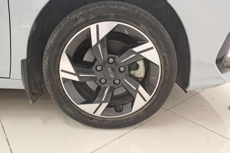 Used Geely Auto Emgrand L HiP 2022 1.5TD-DHT Pro 100KM Super Swift
