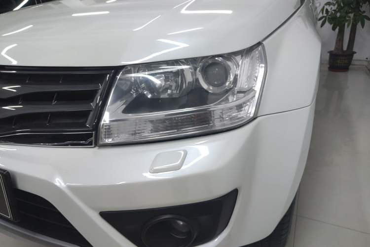 Used Suzuki Grand Vitara 2012 2.4L AT Luxury Navigation 5-Door Version