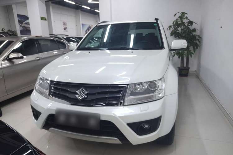Used Suzuki Grand Vitara 2012 2.4L AT Luxury Navigation 5-Door Version