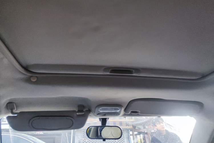 Used MG 3 2011 1.5L AMT Elite Edition Headliner