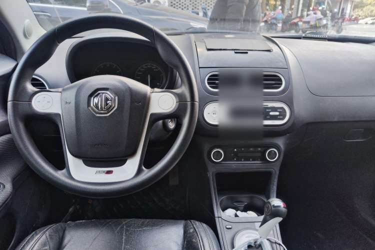 Used MG 3 2011 1.5L AMT Elite Edition Center Console