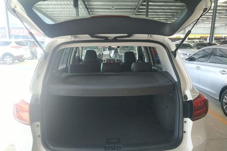 Used Volkswagen Tiguan 2016 300TSI Automatic Two-Wheel Drive Luxury Edition
