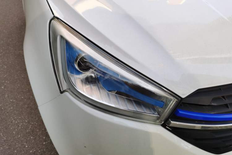 Used Zotye Cloud 100 2018 Cloud 100PLUS Smart Model