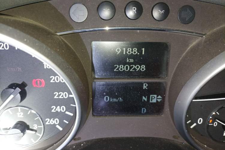 Used Mercedes-Benz M-Class 2010 ML 350 4MATIC Luxury Special Edition
