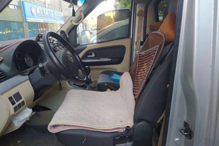 Used Chana Ruixing M90 2018 2.0L Comfort-Grade High-Roof Dual-Slide Door 6-Seater 4G94S
