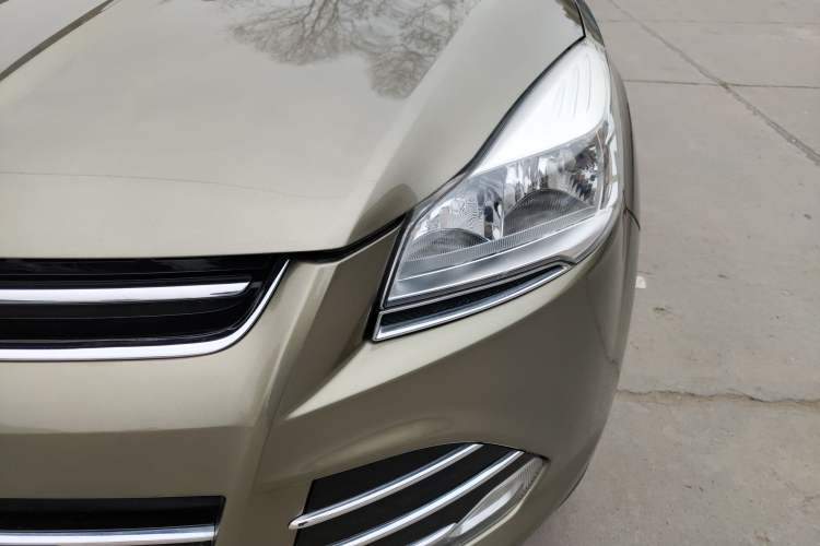 Used Ford Kuga 2015 2.0L GTDi Four-Wheel Drive Elite Model
