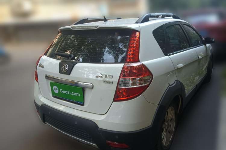 Used Dongfeng Aeolus H30 2012 CROSS 1.6L Automatic Luxury Model
