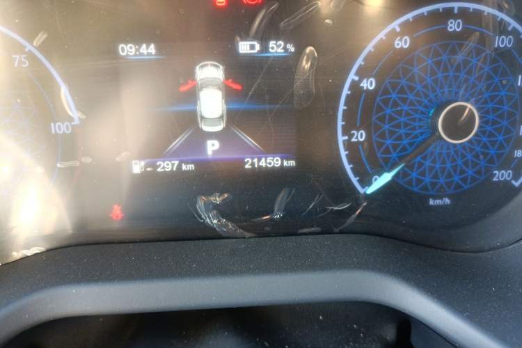 Used Hongqi E-QM5 2023 620km PLUS Odometer Close Up