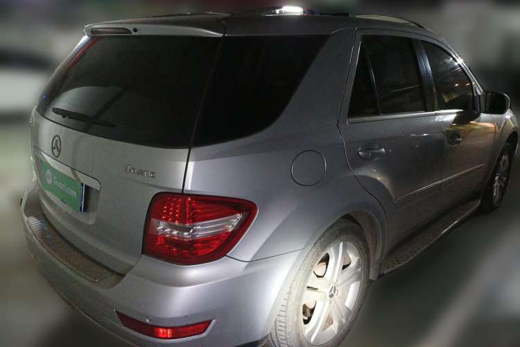 Used Mercedes-Benz M-Class 2010 ML 350 4MATIC Luxury Special Edition
