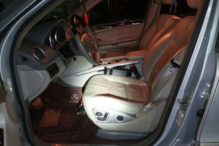 Used Mercedes-Benz M-Class 2010 ML 350 4MATIC Luxury Special Edition
