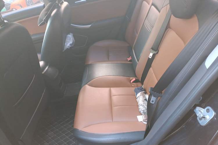 Used Roewe e550 2016 Deluxe Edition
