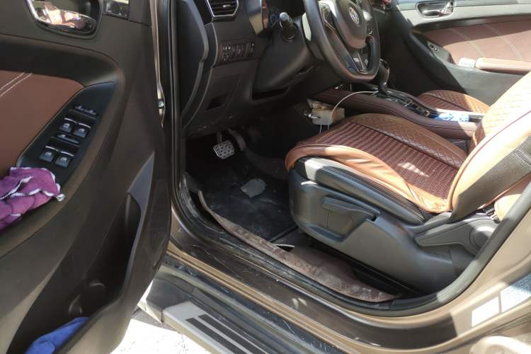 Used Dongfeng Fengon 580 2017 Revised Version 1.5T CVT Luxury Edition