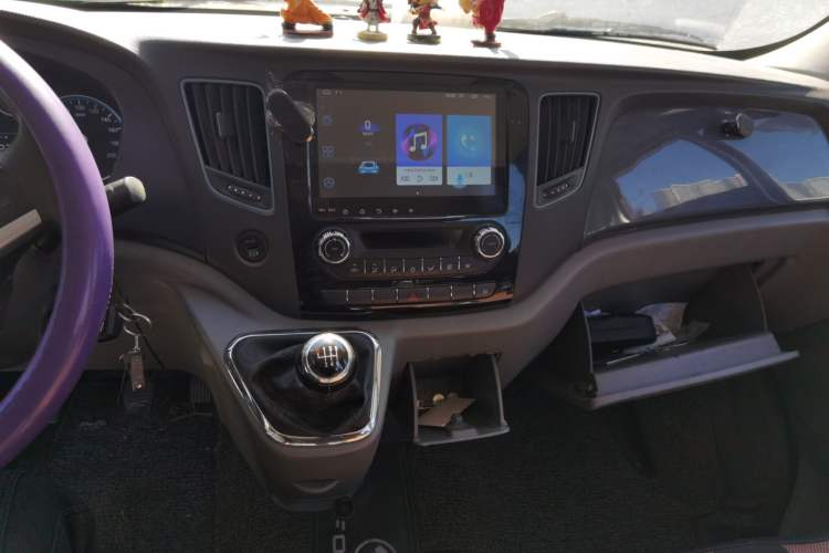 Used Foton Toano 2020 2.0T Multi-Function Extended Wheelbase Mid-Roof 5/6/7-Seater China VI4F20TC3