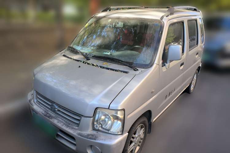 Used Suzuki Wagon R 2013 Venture Edition 1.0L Manual - Practical Model 3