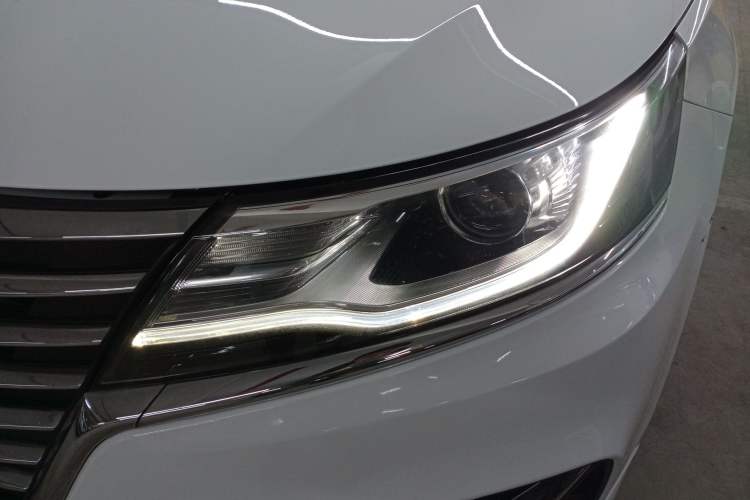 Used Roewe i6 New Energy 2017 45T Hybrid Connect & Smart Enjoyment Edition
