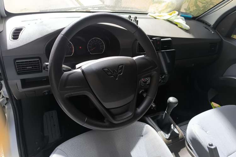 Used Wuling Rongguang 2021 1.5L Extended Standard-Size Window-Sealed Vehicle Air-Conditioned 2-Seater L3C