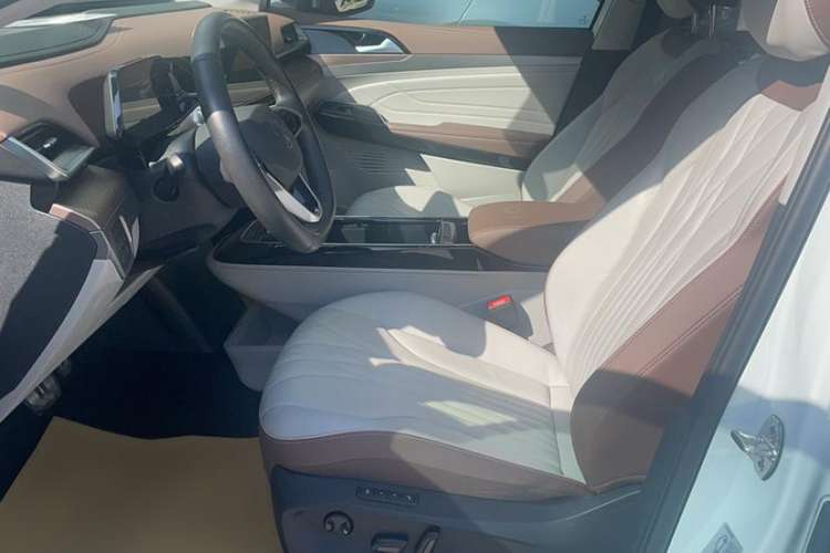 Used Volkswagen ID.6 X 2022 Intelligent Long-Range Version
