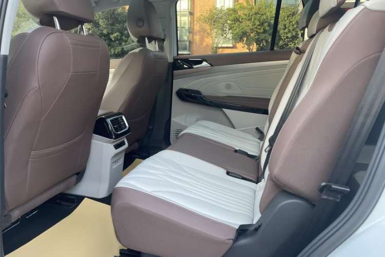 Used Volkswagen ID.6 X 2022 Intelligent Long-Range Version
