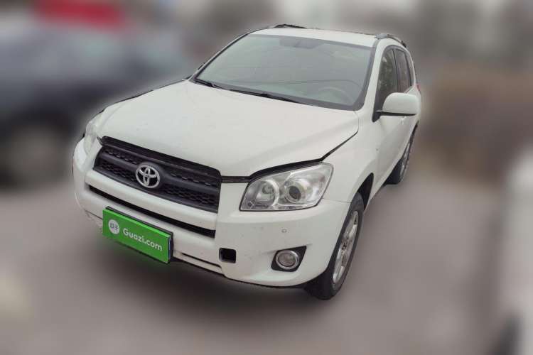 Used Toyota RAV4 2012 Luxurious Edition 2.0L Automatic All-Wheel Drive
