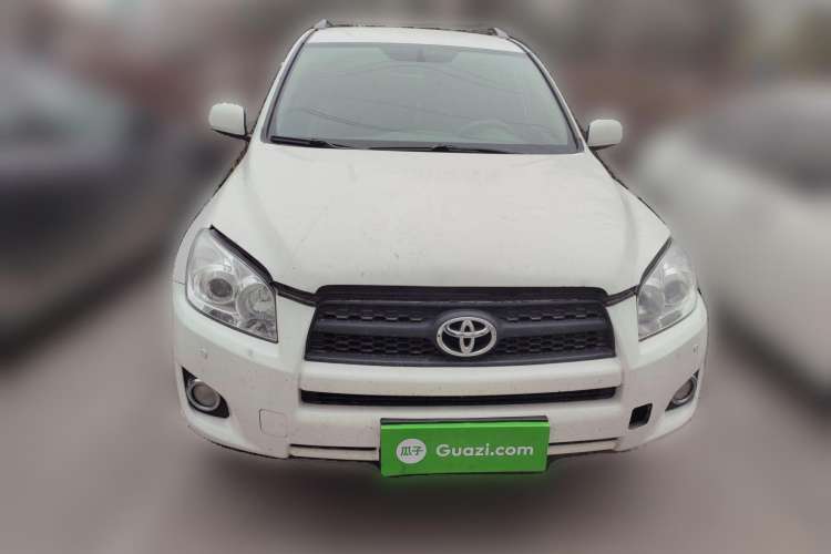 Used Toyota RAV4 2012 Luxurious Edition 2.0L Automatic All-Wheel Drive
