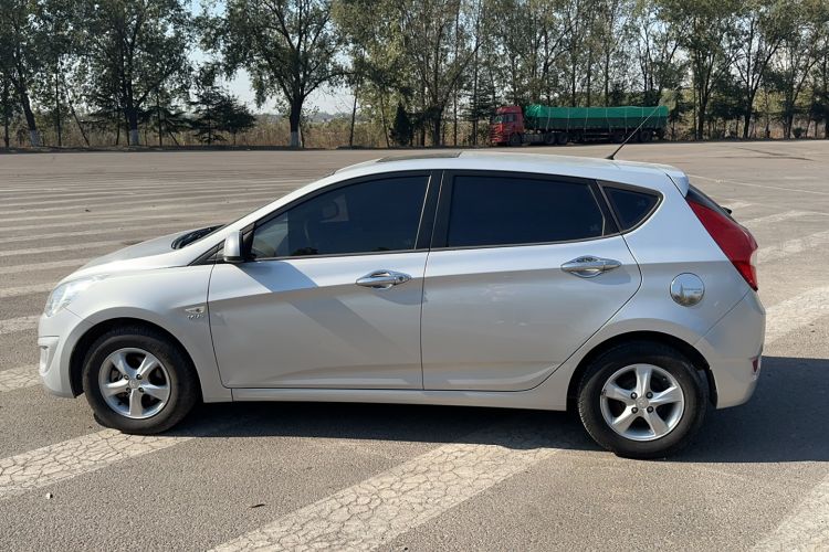 Used Hyundai Verna (older generation) 2011 Hatchback 1.4L Automatic Fashion GT