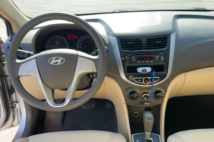 Used Hyundai Verna (older generation) 2011 Hatchback 1.4L Automatic Fashion GT