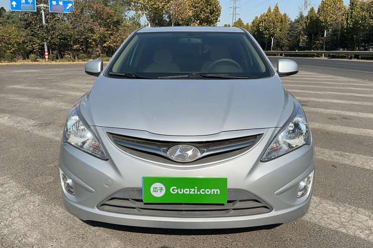 Used Hyundai Verna (older generation) 2011 Hatchback 1.4L Automatic Fashion GT