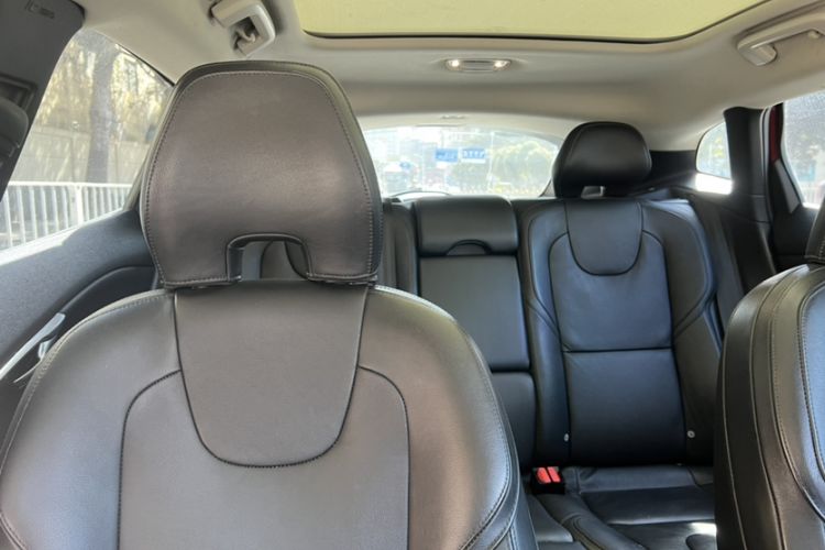 Used Volvo V40 2016 T3 Zhiyi Edition